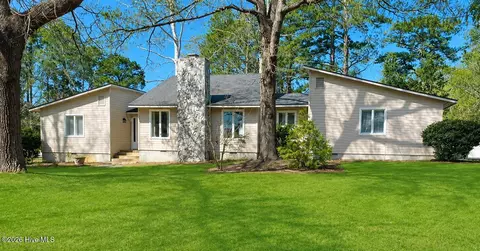 2422 Tram Rd, New Bern, NC 28562