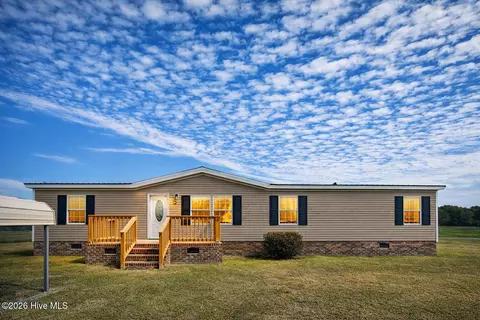 665 Toogan Rd, Fairmont, NC 28340