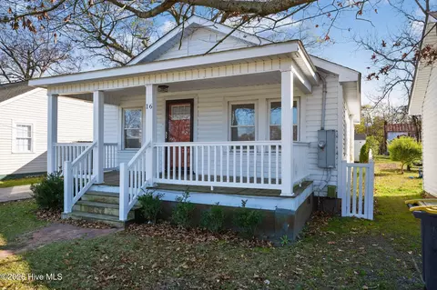 16 Ward St, Jacksonville, NC 28540