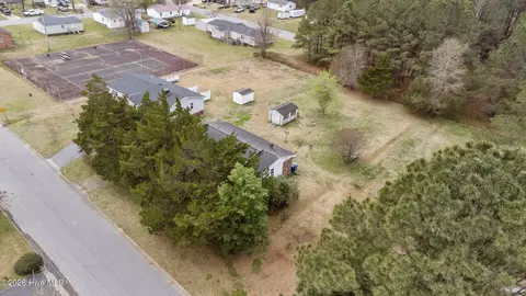 View/Area - 207 S Cherry Ln, Windsor, NC 27983 photo 1 of 8