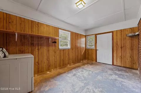 Other - 207 S Cherry Ln, Windsor, NC 27983 photo 6 of 10