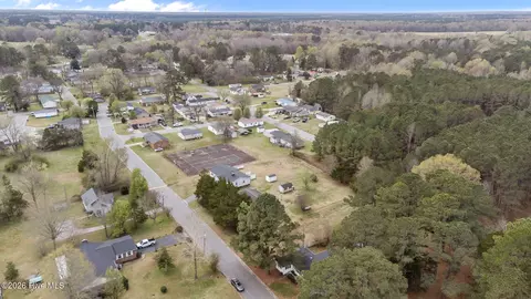 View/Area - 207 S Cherry Ln, Windsor, NC 27983 photo 8 of 8