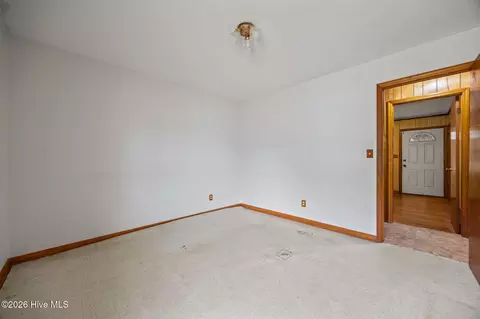 Bedroom - 207 S Cherry Ln, Windsor, NC 27983 photo 8 of 10