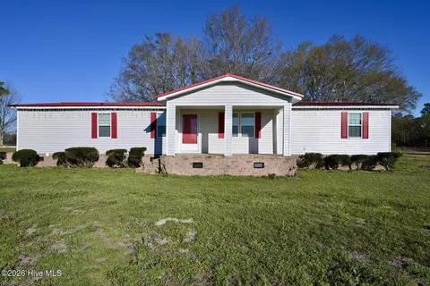 8773 Garland Hwy, Clinton, NC 28328