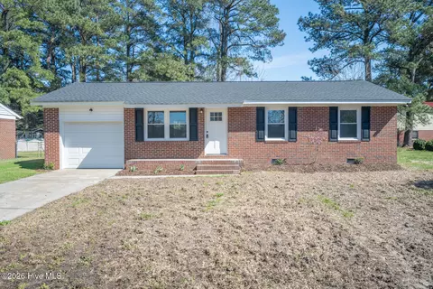 1737 Lexington Dr, Elizabeth City, NC 27909