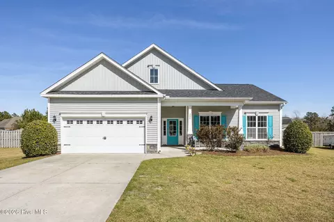 205 Mango Pl S, Hubert, NC 28539