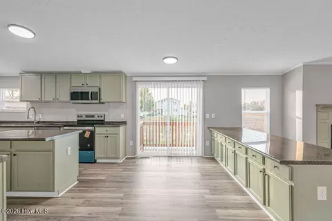1018 Harrells Loop Rd, Jacksonville, NC 28540 photo 12