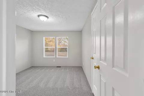 1018 Harrells Loop Rd, Jacksonville, NC 28540 photo 18