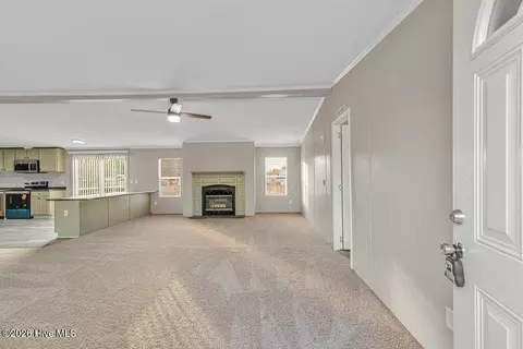 1018 Harrells Loop Rd, Jacksonville, NC 28540 photo 2