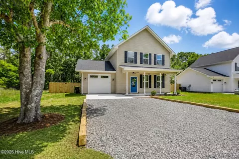 296 Charlestown Rd, Boiling Spring Lakes, NC 28461