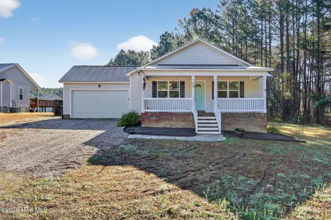 146 Thistle Dr, Selma, NC 27576