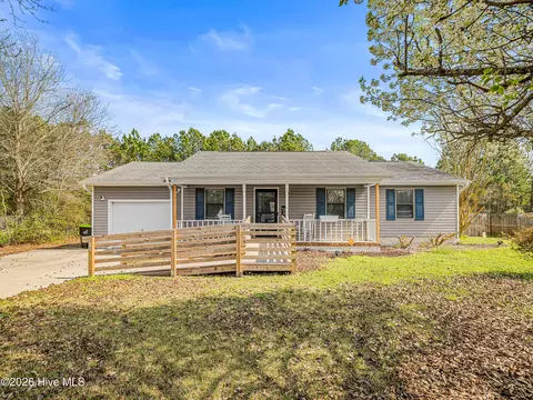 159 Liberty Park Rd, Jacksonville, NC 28540