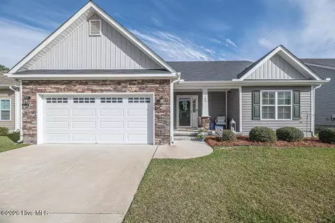 140 Rockland Dr, Greenville, NC 27858