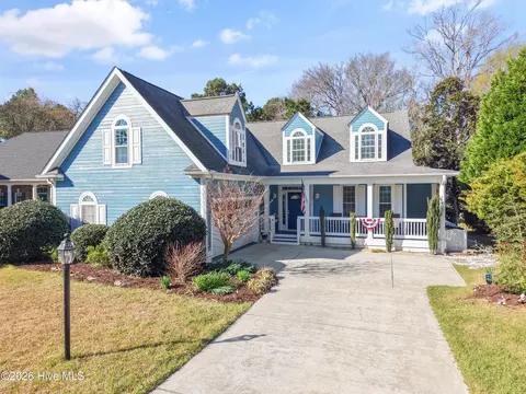 4120 Lark Bunting Ct SE, Southport, NC 28461