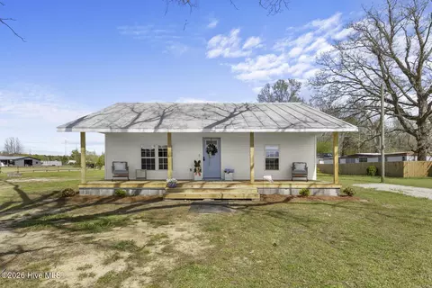 1687 Haw Branch Rd, Beulaville, NC 28518
