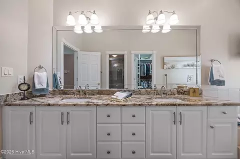 Bath - 922 Potomac Dr, Chocowinity, NC 27817 photo 2 of 6