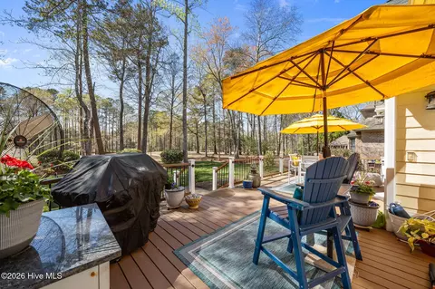 Exterior - 922 Potomac Dr, Chocowinity, NC 27817 photo 7 of 11