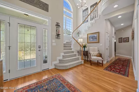 Entry Way - 922 Potomac Dr, Chocowinity, NC 27817 photo 2 of 3
