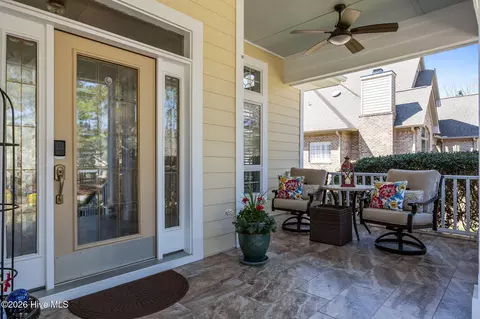 Exterior - 922 Potomac Dr, Chocowinity, NC 27817 photo 5 of 11