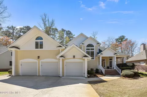 922 Potomac Dr, Chocowinity, NC 27817