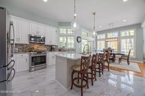 Kitchen - 922 Potomac Dr, Chocowinity, NC 27817 photo 5 of 5