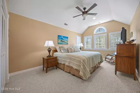 Bedroom - 922 Potomac Dr, Chocowinity, NC 27817 photo 6 of 7