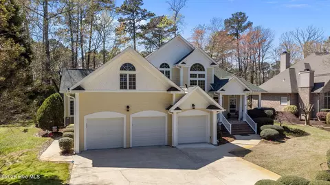 Exterior - 922 Potomac Dr, Chocowinity, NC 27817 photo 3 of 11