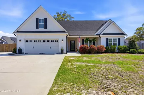 257 Darel St, Rocky Point, NC 28457