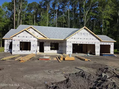 4206 Tinsley Ct, Ayden, NC 28513