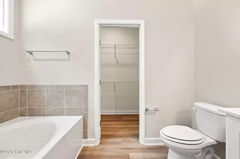 Bath - 4206 Tinsley Ct, Ayden, NC 28513 photo 4 of 5