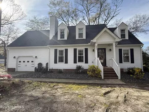 405 Goldleaf Dr, Goldsboro, NC 27534