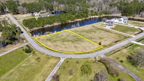 504 Dances Bay Rd, Elizabeth City, NC 27909