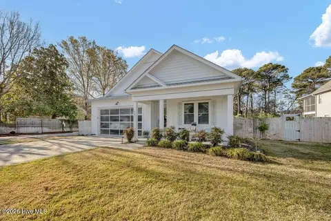 807 Atlanta Ave, Carolina Beach, NC 28428