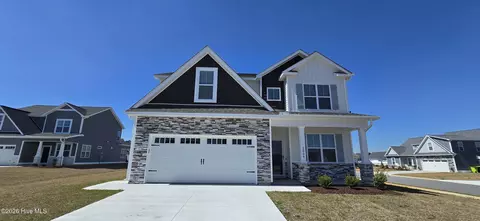 2804 Derreberry Ct, Winterville, NC 28590
