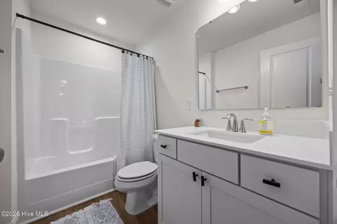 Bath - 809 Twin Leaf Ct, Cameron, NC 28326 photo 5 of 5