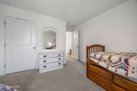 Bedroom - 809 Twin Leaf Ct, Cameron, NC 28326 photo 9 of 10