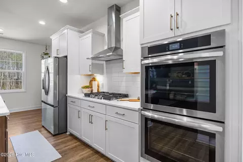 Kitchen - 809 Twin Leaf Ct, Cameron, NC 28326 photo 5 of 7