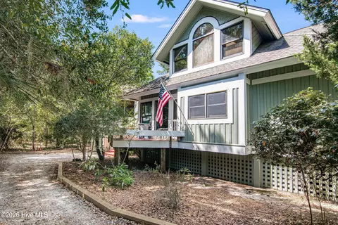 122 Edward Teach Wynd Wynd, Bald Head Island, NC 28461