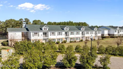 490 Little River Farm Blvd #102A, Carthage, NC 28327