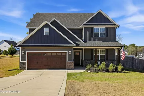 59 Oak Forest Dr, Sanford, NC 27332
