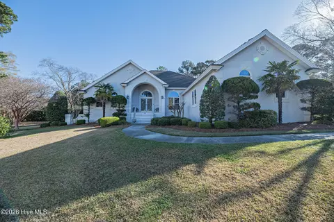 3001 Westview Dr, Greenville, NC 27834