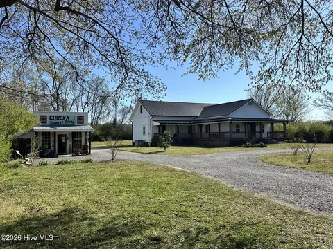 210 S Church St, Eureka, NC 27830