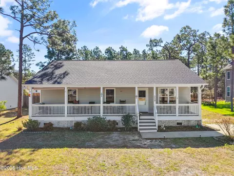 558 Mission Rd, Southport, NC 28461
