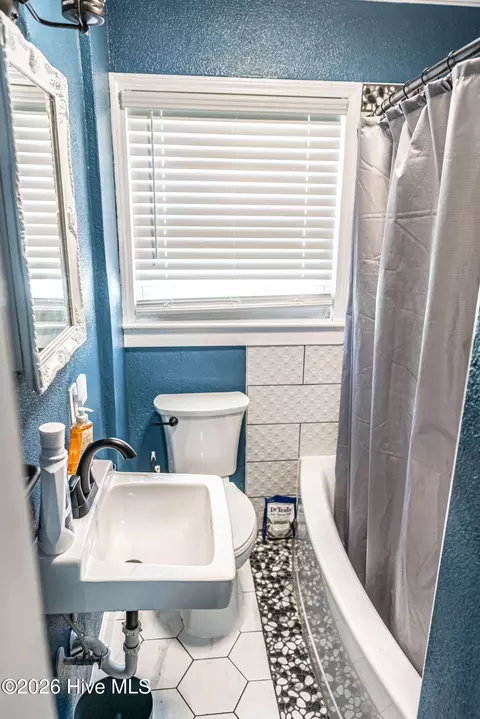 Bath - 307 5th St, Hamlet, NC 28345 photo 1 of 1