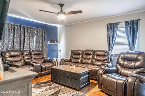 Living - 307 5th St, Hamlet, NC 28345 photo 1 of 2