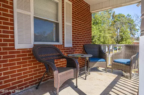 Exterior - 307 5th St, Hamlet, NC 28345 photo 4 of 9