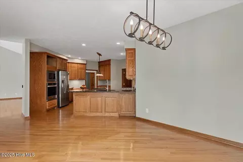 Dining - 38 Pinebrook Dr, Pinehurst, NC 28374 photo 2 of 4