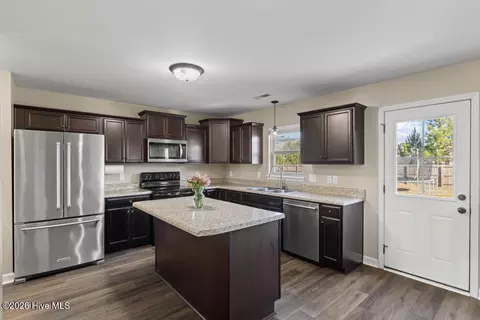 Kitchen - 120 Sonia Dr, Hubert, NC 28539 photo 1 of 4