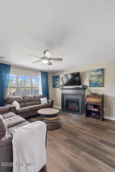 Living - 120 Sonia Dr, Hubert, NC 28539 photo 1 of 1