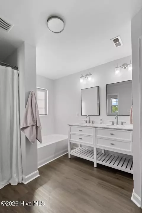 Bath - 120 Sonia Dr, Hubert, NC 28539 photo 3 of 4